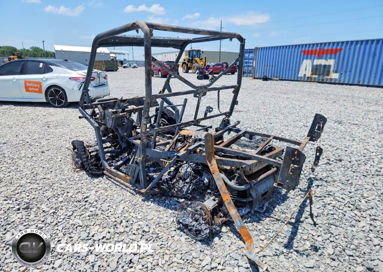 2021 Can-Am Defender Utility Vehicle VIN:3JBUKAX48MK001473 - 3