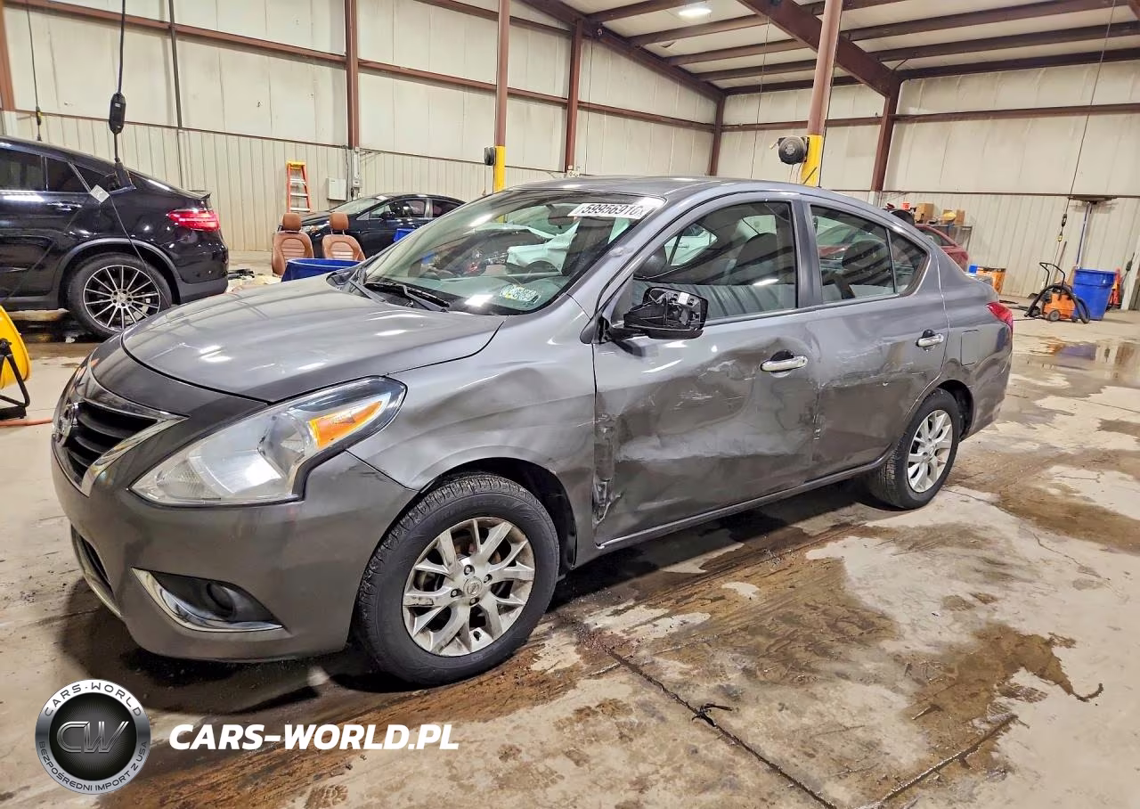 2018 Nissan Versa Sv