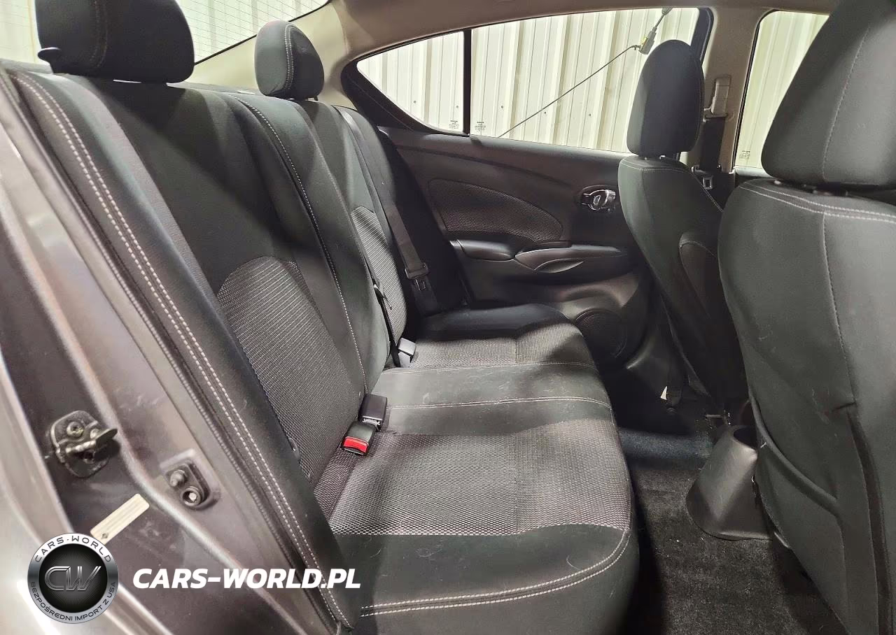 2018 Nissan Versa Sv VIN:3N1CN7APXJL826249 - 10