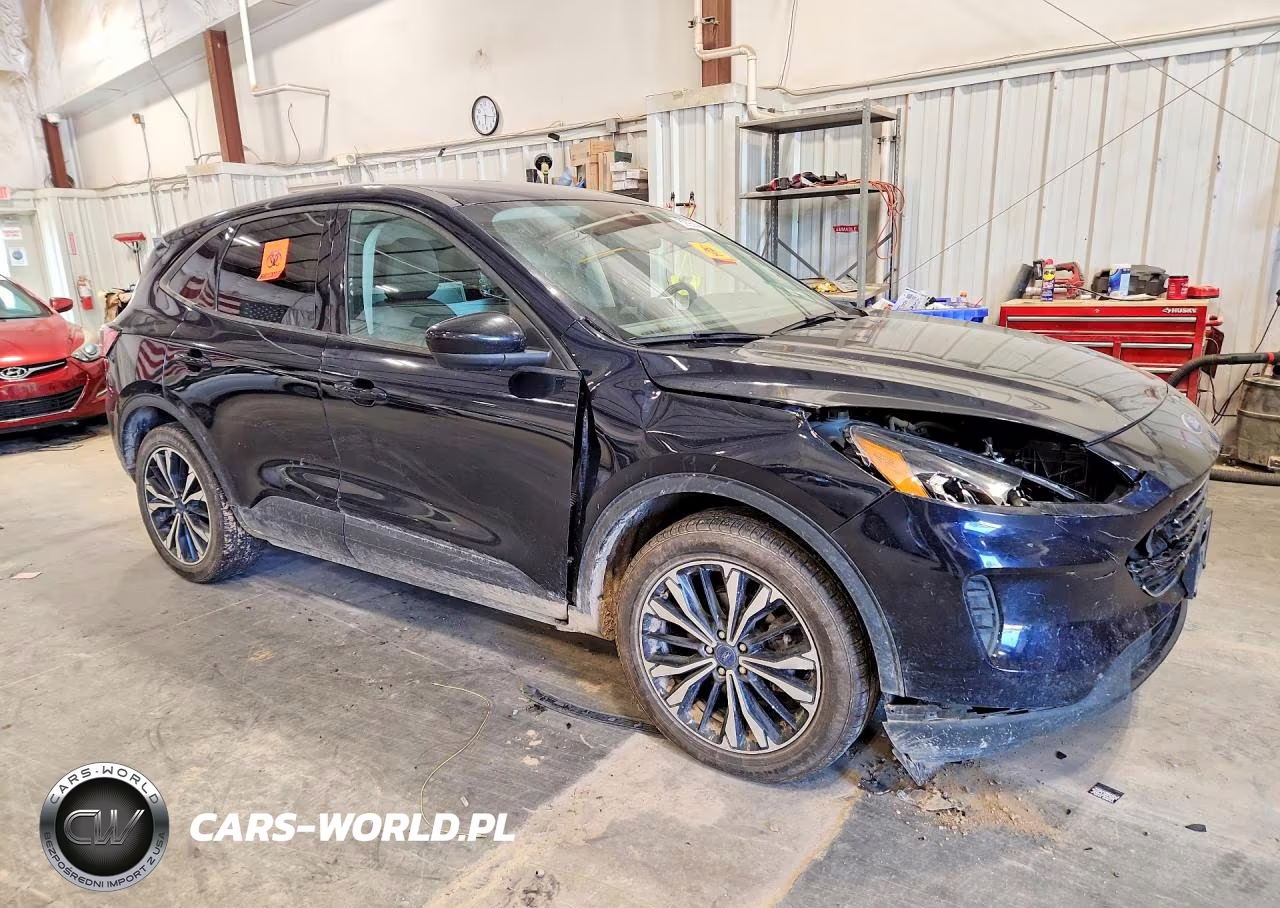 2021 Ford Escape Se VIN:1FMCU9G64MUB32723 - 4