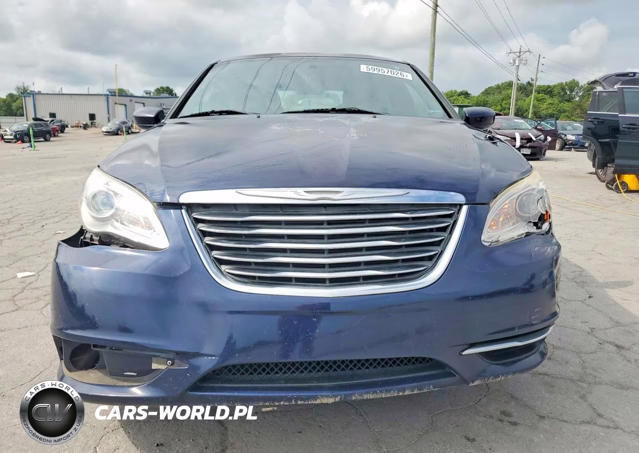 2013 Chrysler 200 Touring VIN:1C3CCBBB8DN629436 - 5