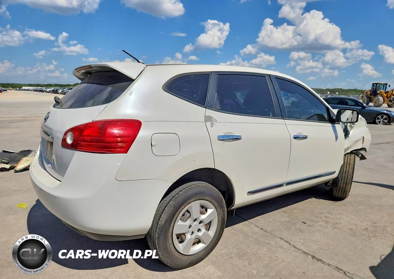 2013 Nissan Rogue S VIN:JN8AS5MT2DW545060 - 3