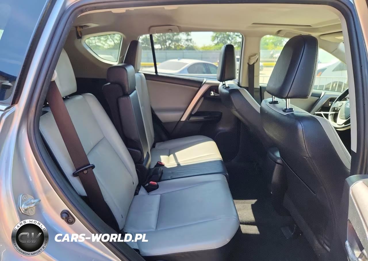 2018 Toyota Rav4 Limited VIN:JTMDFREV2JJ201659 - 10