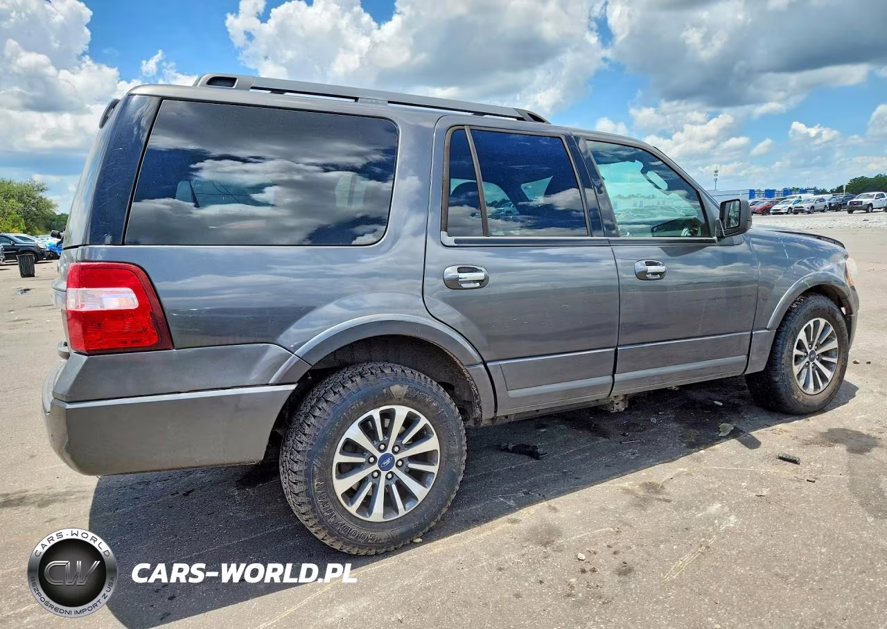 2017 Ford Expedition Xlt VIN:1FMJU1JT4HEA68285 - 3