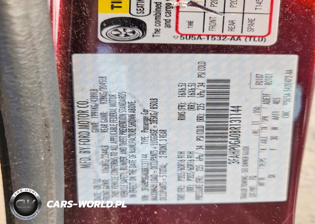 2011 Ford Fusion S VIN:3FAHP0GA0BR131144 - 12