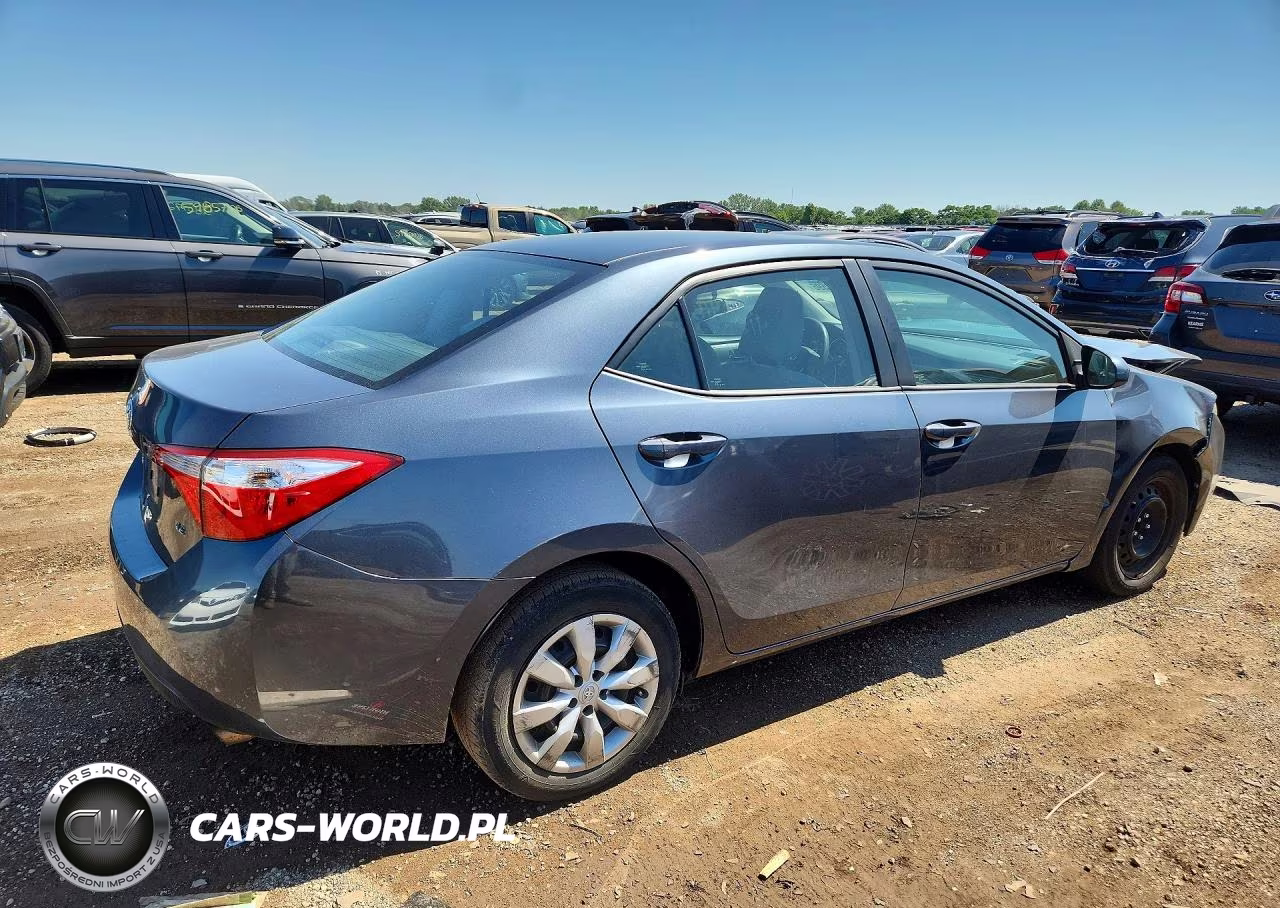2016 Toyota Corolla Le VIN:2T1BURHE3GC486787 - 3
