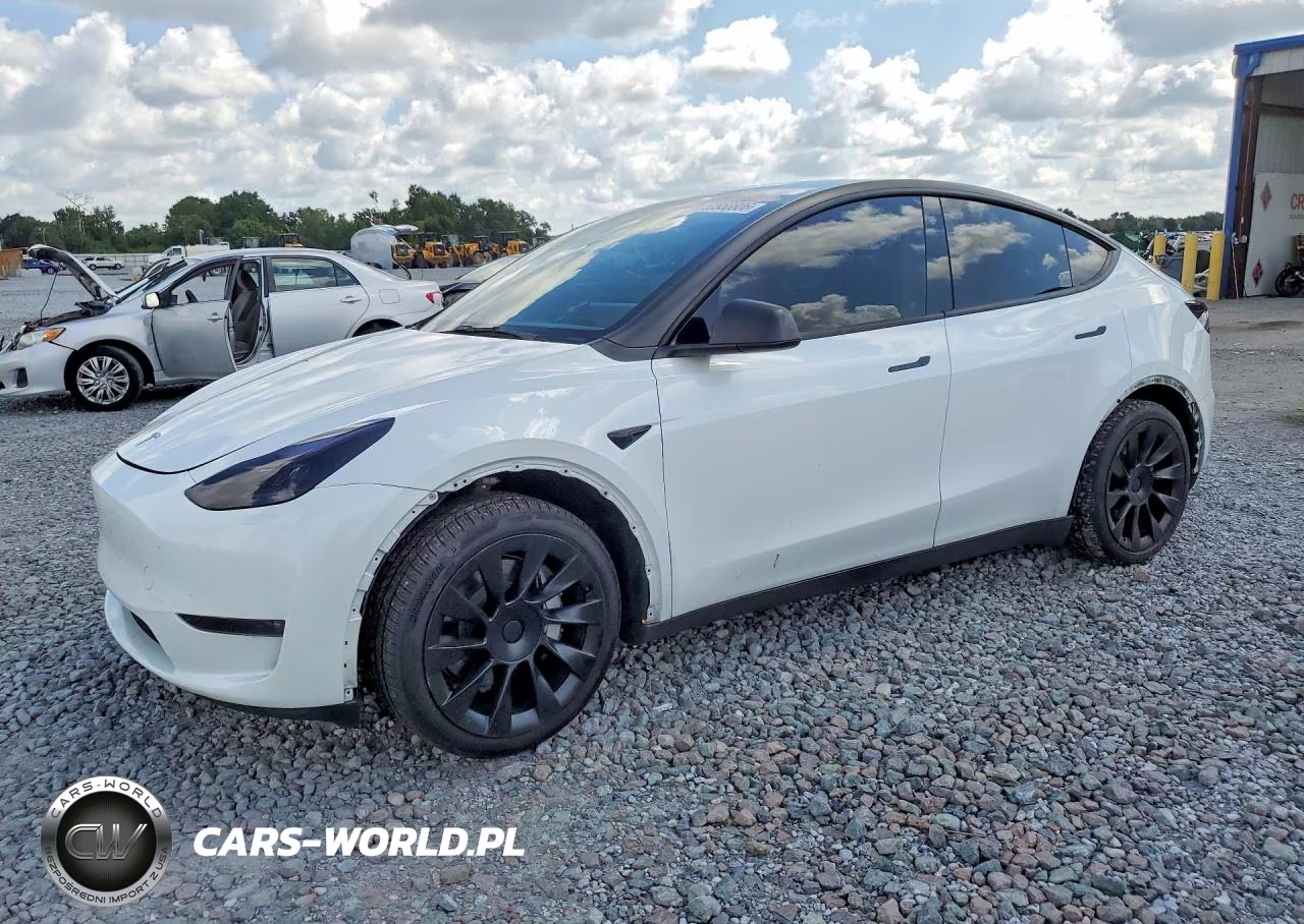 2023 Tesla Model Y – zdjęcie 1 z 13