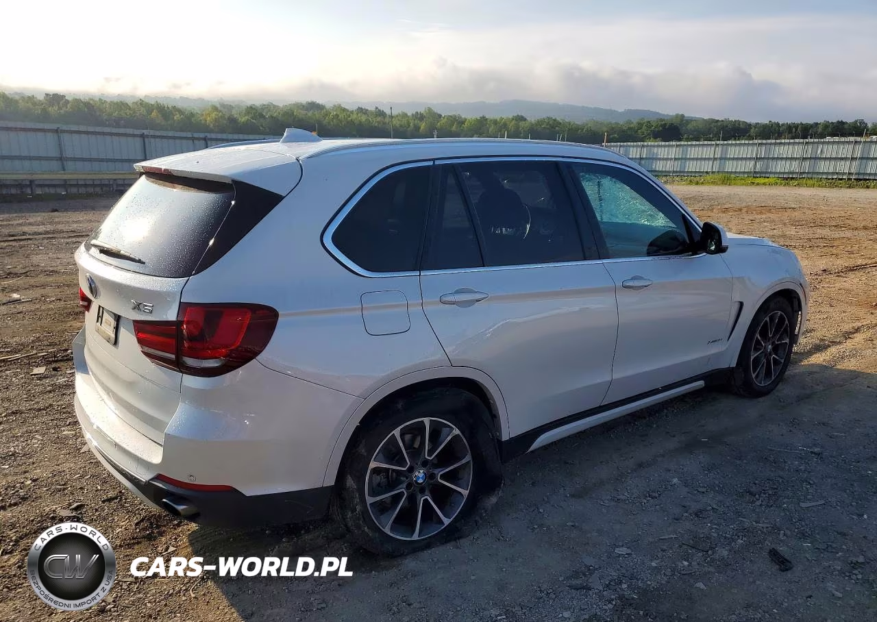 2017 BMW X5 xDrive35I VIN:5UXKR0C55H0V50097 - 3