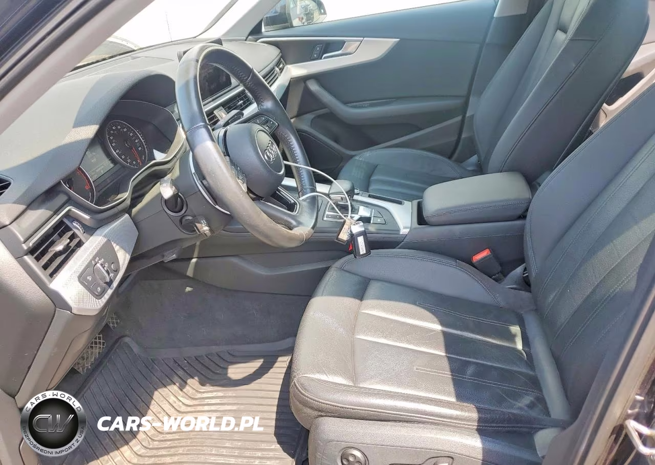 2017 Audi A4 Premium VIN:WAUANAF4XHN005143 - 7