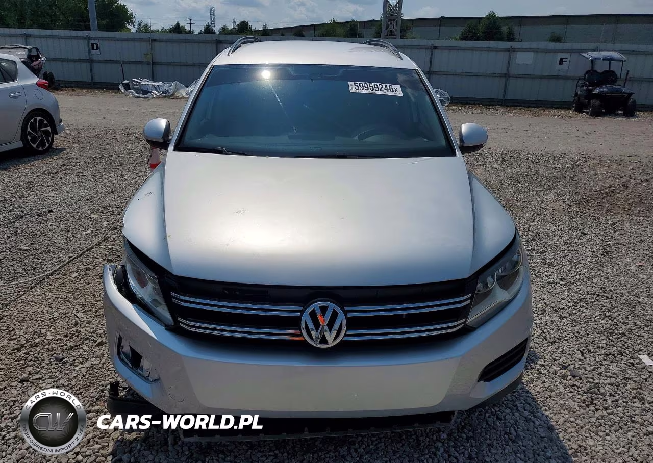 2017 Volkswagen Tiguan S VIN:WVGAV7AX0HK026555 - 5