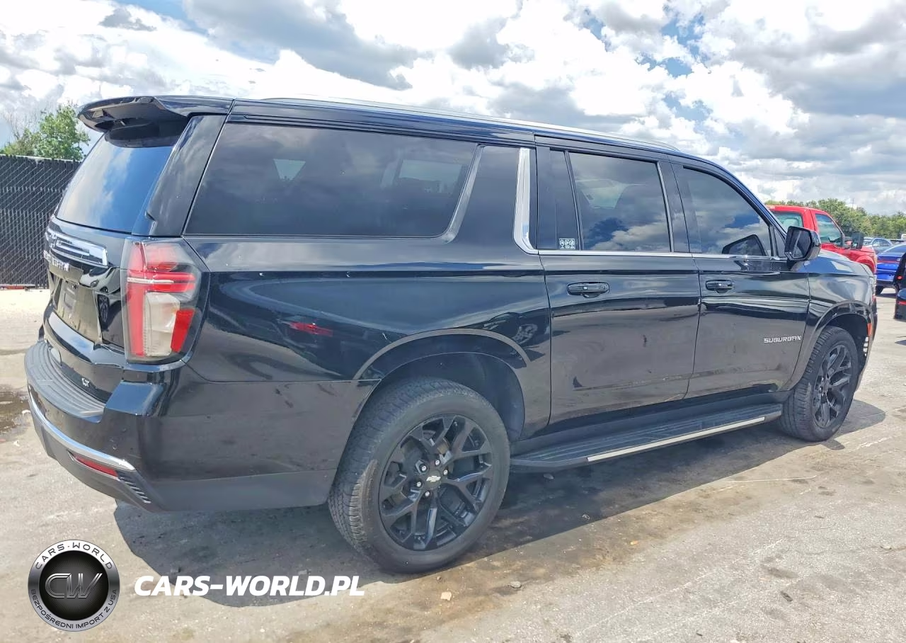 2021 Chevrolet Suburban C1500 Lt VIN:1GNSCCKT5MR462331 - 3
