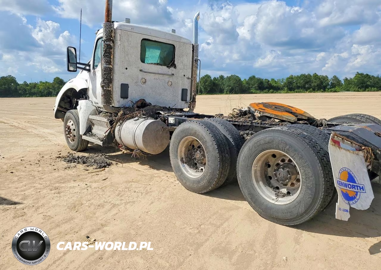 2020 Kenworth T880 Semi Truck VIN:3WKZDP9X7LF393555 - 2