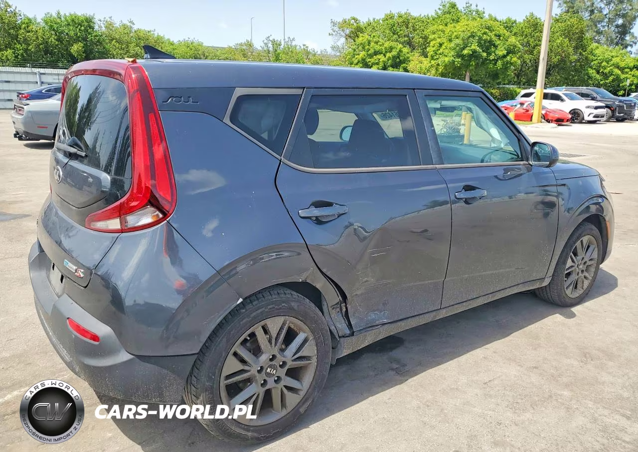 2021 Kia Soul S VIN:KNDJ23AU4M7796119 - 3
