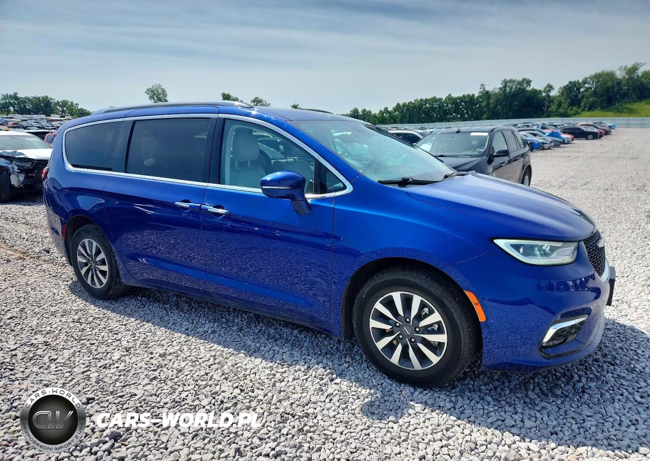 2021 Chrysler Pacifica Hybrid Touring L VIN:2C4RC1L71MR525206 - 4