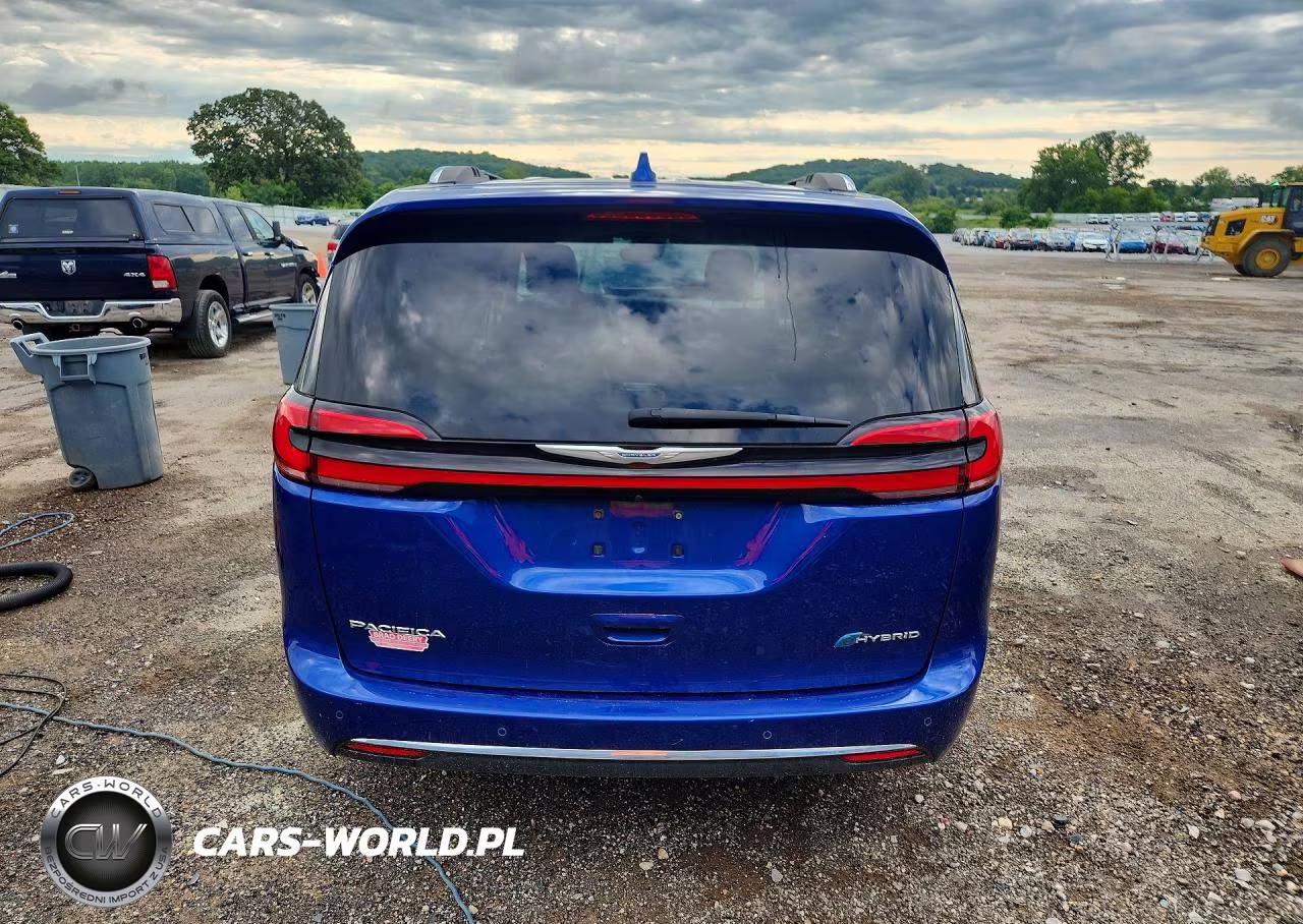 2021 Chrysler Pacifica Hybrid Touring L VIN:2C4RC1L71MR525206 - 6
