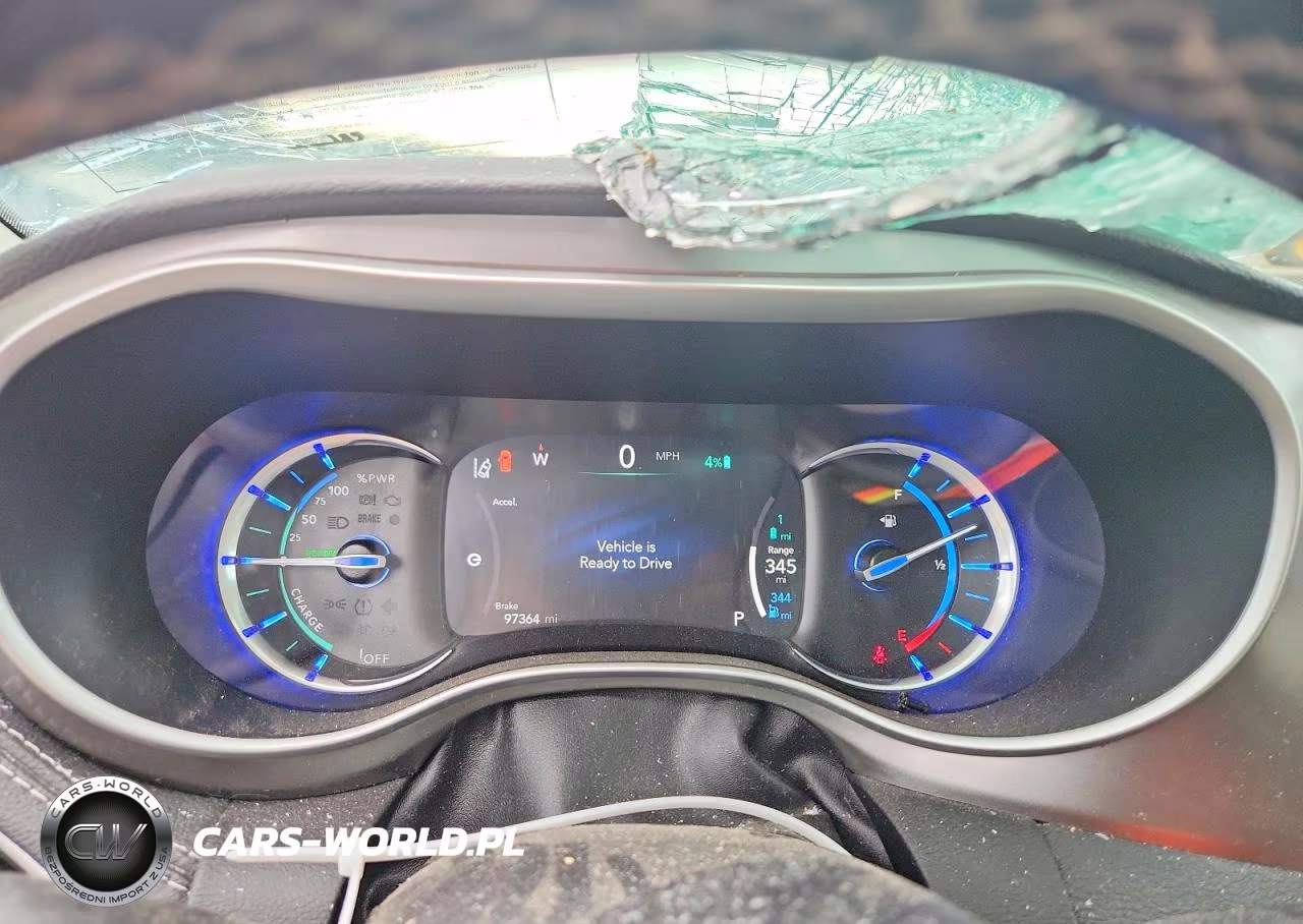 2021 Chrysler Pacifica Hybrid Touring L VIN:2C4RC1L71MR525206 - 9