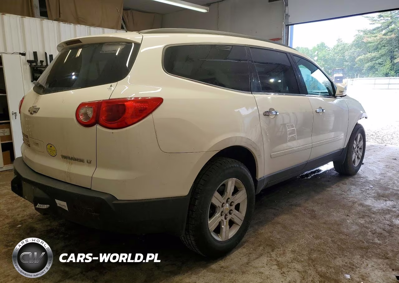 2011 Chevrolet Traverse Lt VIN:1GNKVGED9BJ366526 - 3