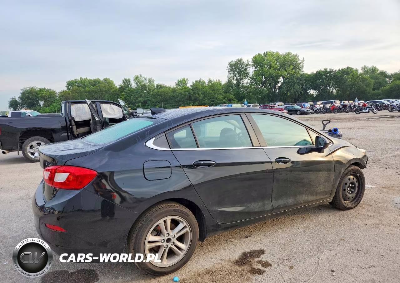2016 Chevrolet Cruze Lt VIN:1G1BE5SM7G7255164 - 3