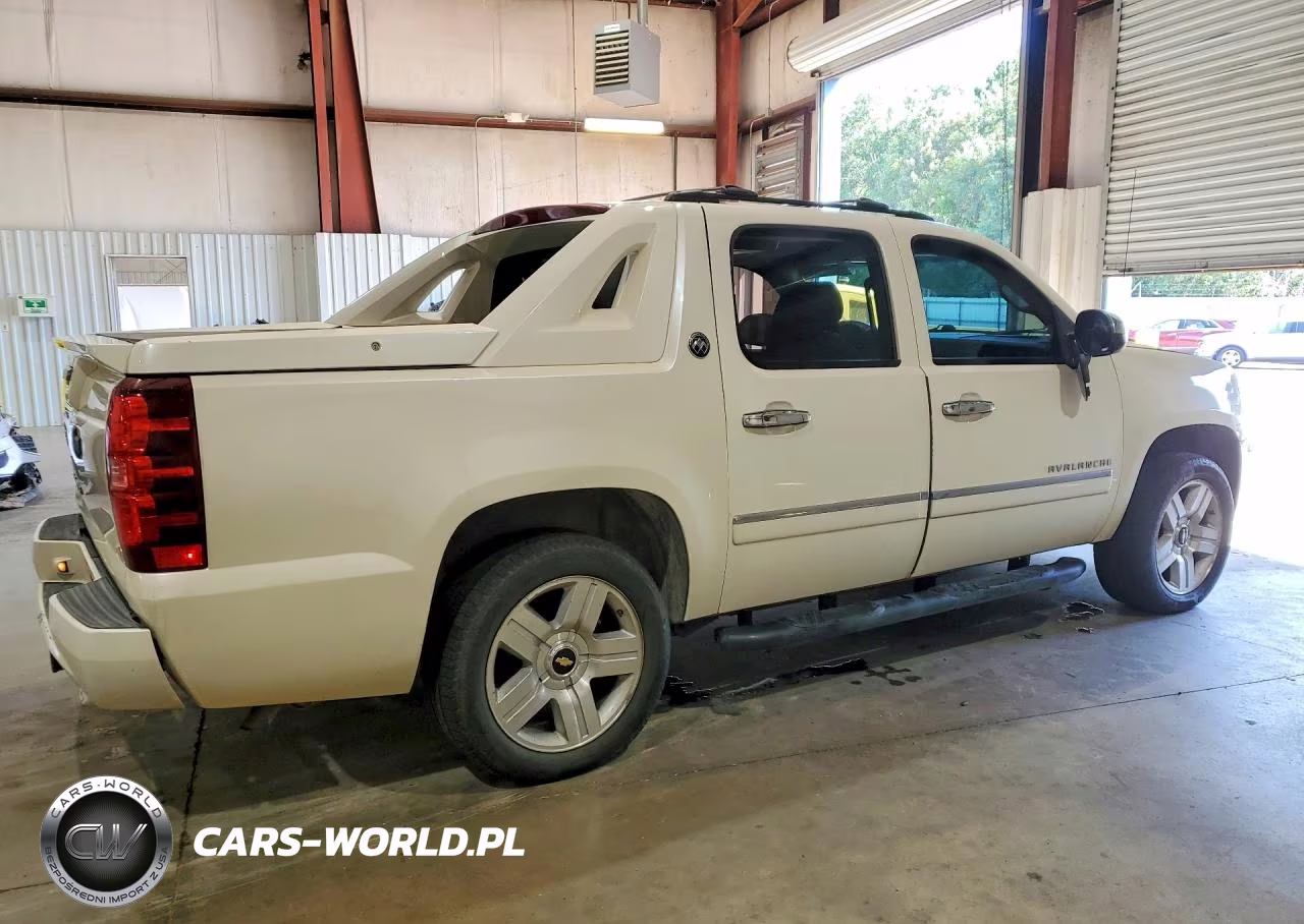 2013 Chevrolet Avalanche Ltz VIN:3GNMCGE0XDG164438 - 3