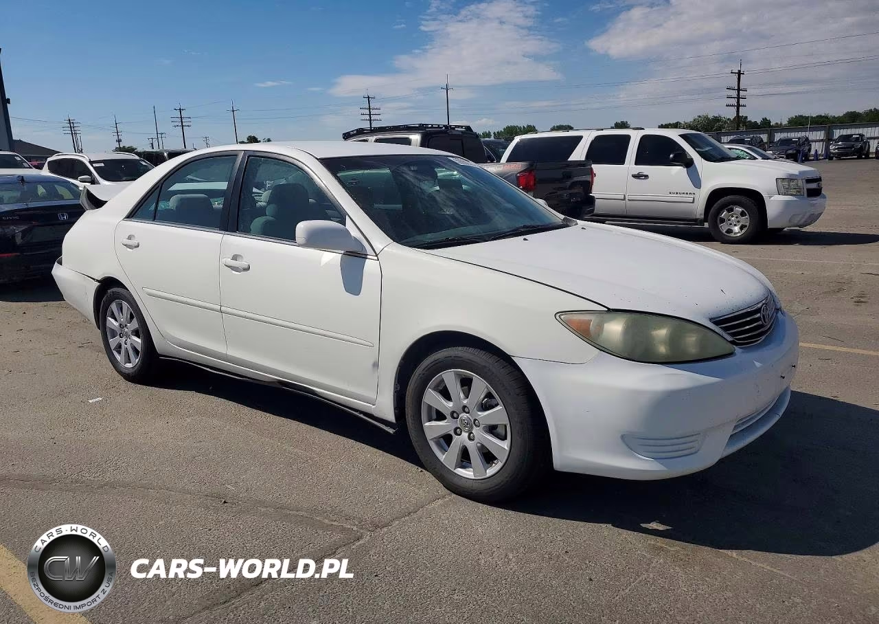 2005 Toyota Camry Le V6 VIN:4T1BF30K95U092957 - 4