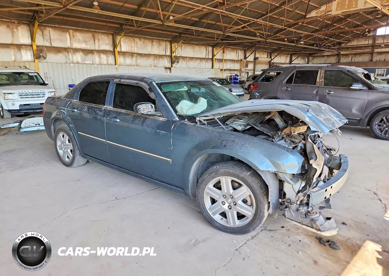 2006 Chrysler 300 Touring VIN:2C3LK53G36H367769 - 4