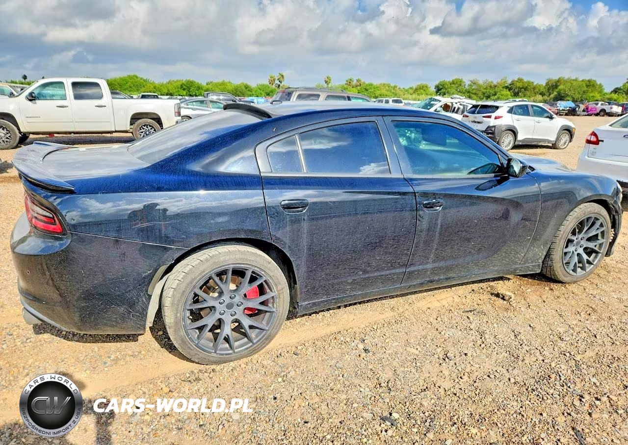 2019 Dodge Charger VIN:2C3CDXBG5KH554626 - 3