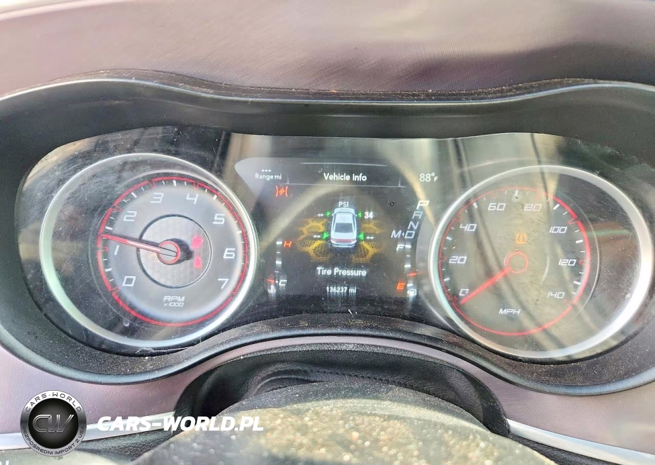 2019 Dodge Charger VIN:2C3CDXBG5KH554626 - 9