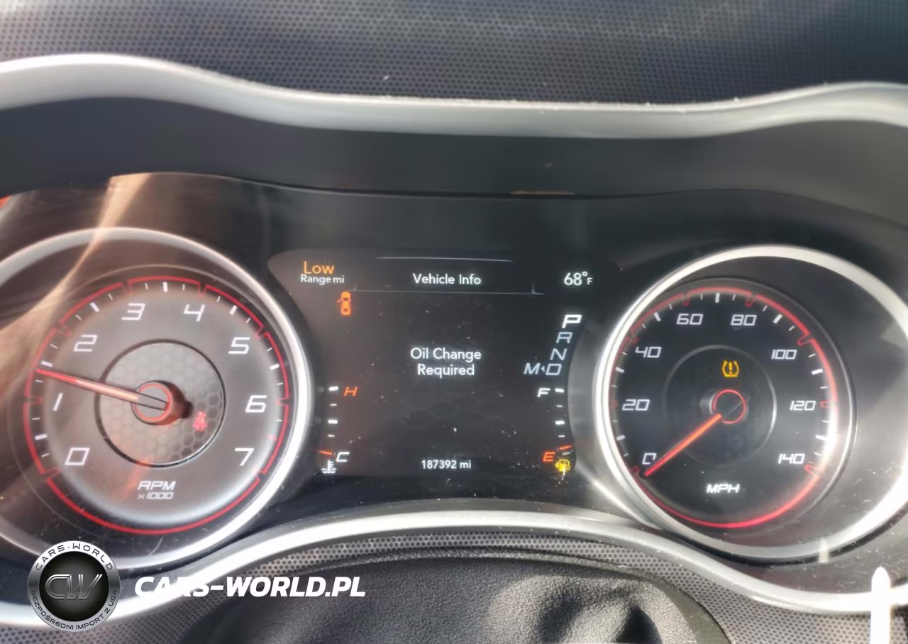 2016 Dodge Charger Sxt VIN:2C3CDXHG3GH214826 - 9