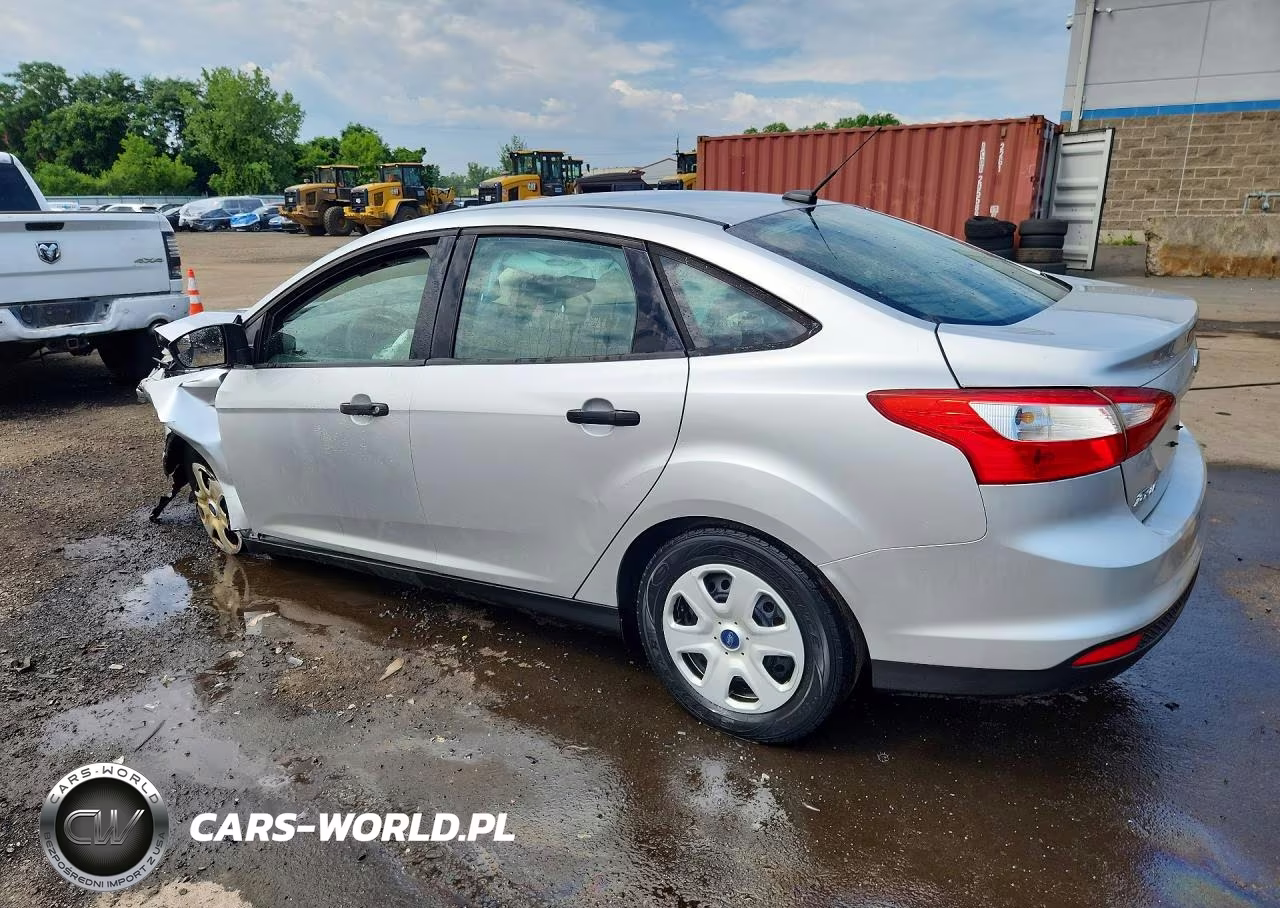 2012 Ford Focus S VIN:1FAHP3E21CL374541 - 2