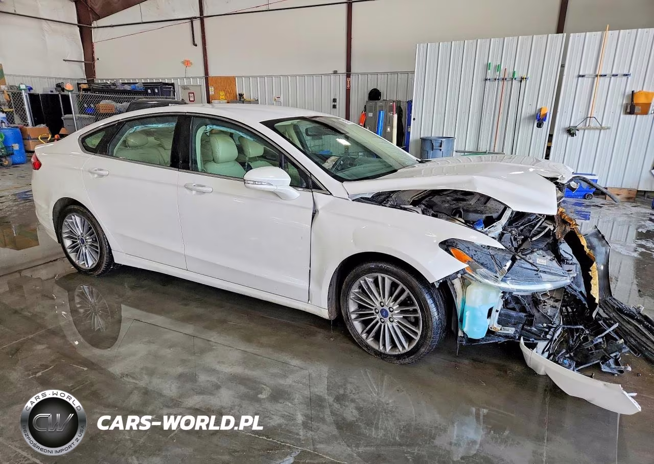 2013 Ford Fusion Se VIN:3FA6P0H9XDR379030 - 4