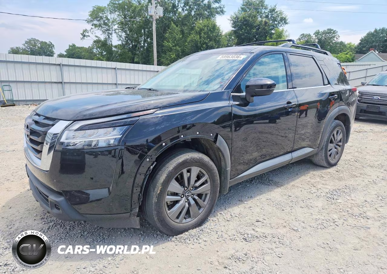 2022 Nissan Pathfinder Sv