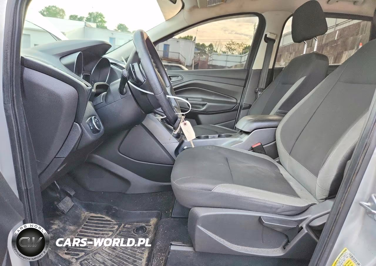 2016 Ford Escape S VIN:1FMCU0F76GUB75034 - 7