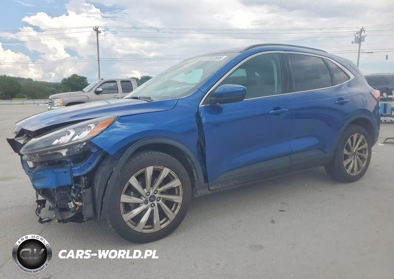 2022 Ford Escape Titanium – zdjęcie 1 z 14
