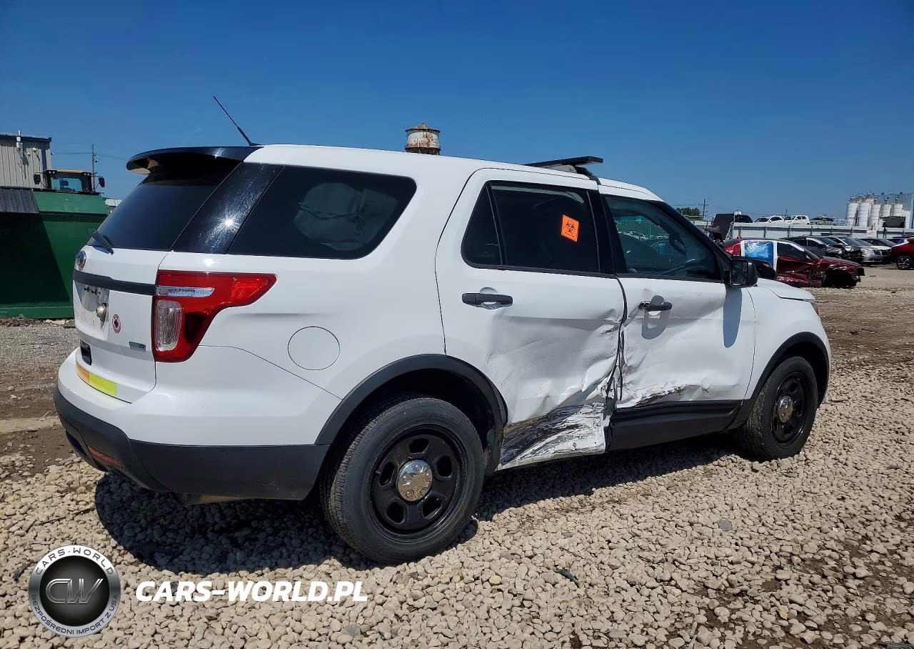 2015 Ford Explorer Police Interceptor VIN:1FM5K8AR3FGB68156 - 3