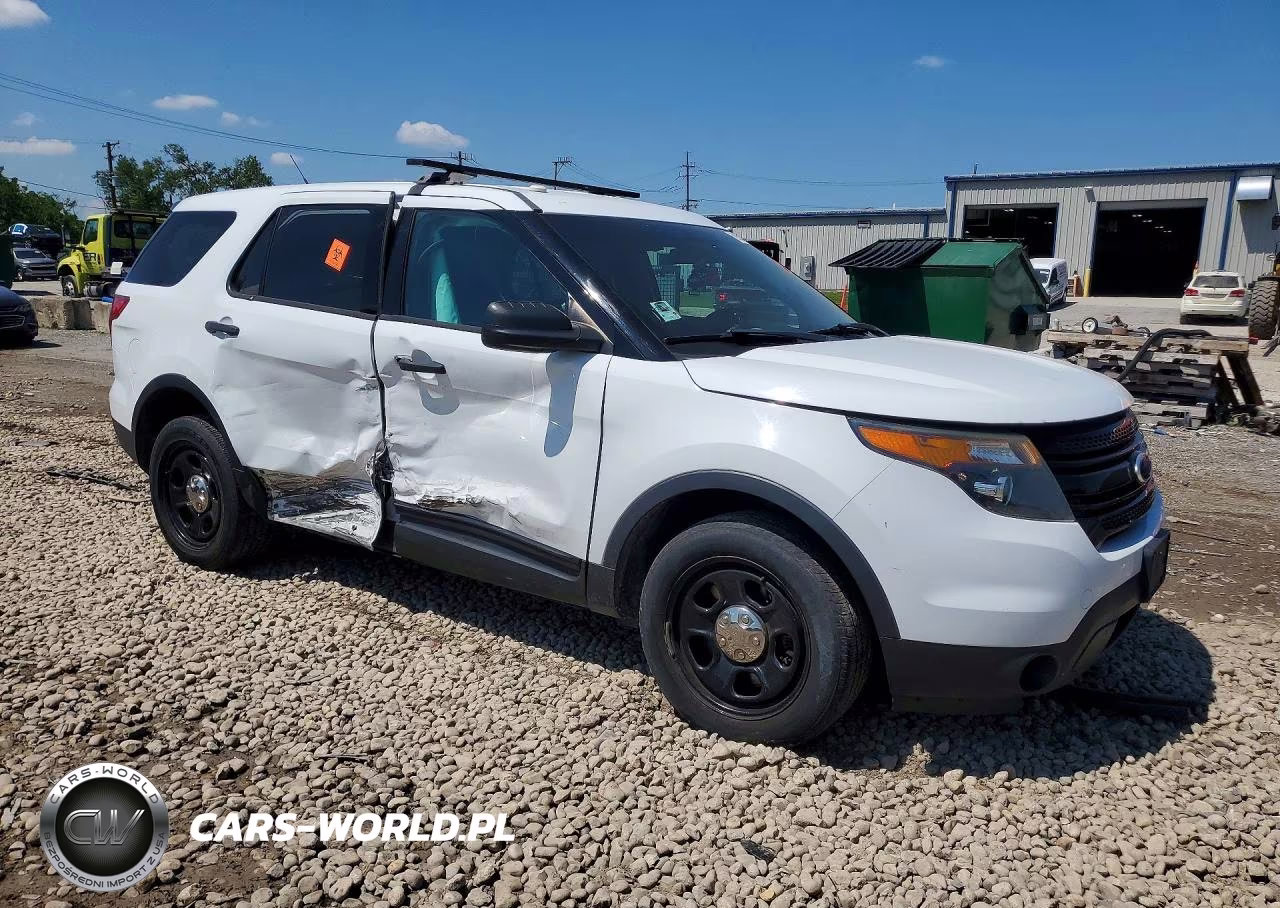 2015 Ford Explorer Police Interceptor VIN:1FM5K8AR3FGB68156 - 4