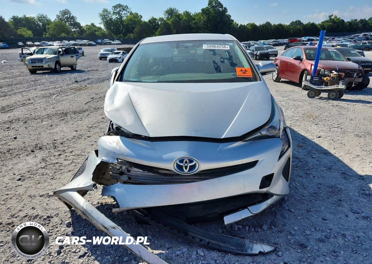 2016 Toyota Prius Three VIN:JTDKARFU1G3013692 - 5