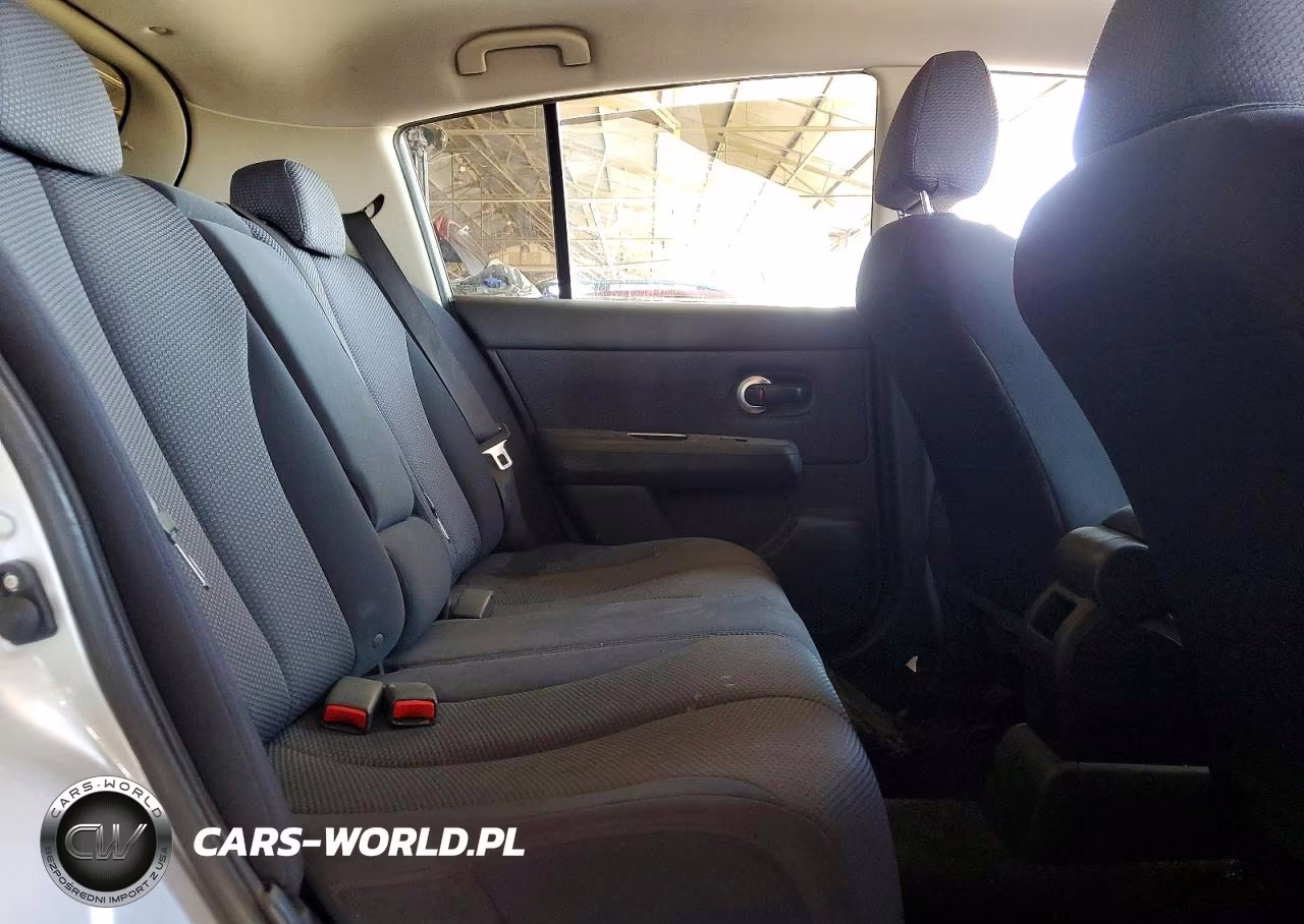 2007 Nissan Versa 1.8 S VIN:3N1BC13EX7L358896 - 10