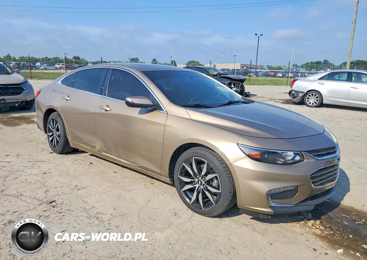 2018 Chevrolet Malibu Lt VIN:1G1ZD5ST9JF115204 - 4