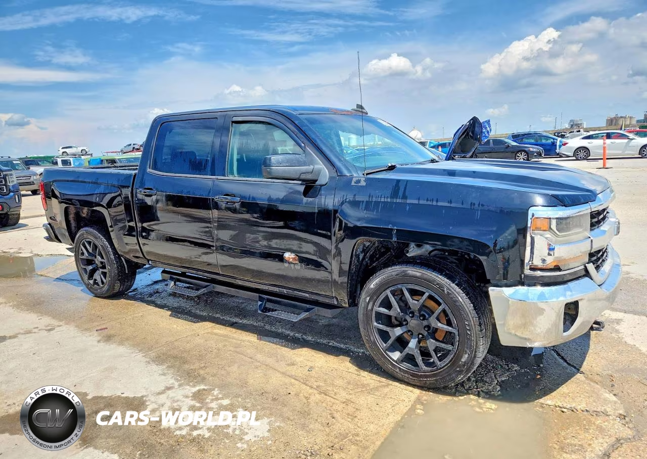 2018 Chevrolet Silverado C1500 Lt VIN:3GCPCREC2JG411569 - 4