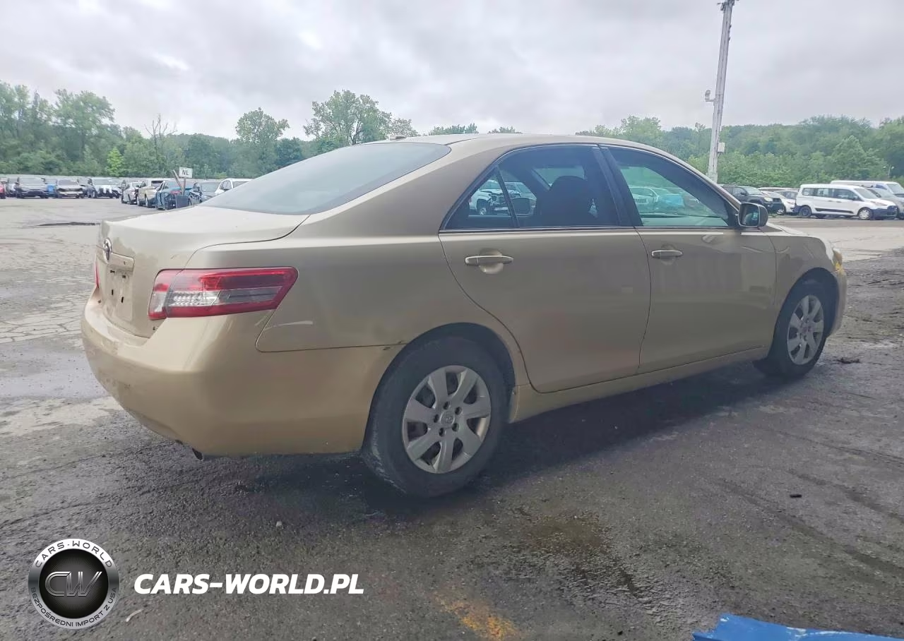 2010 Toyota Camry Le VIN:4T4BF3EK5AR023899 - 3