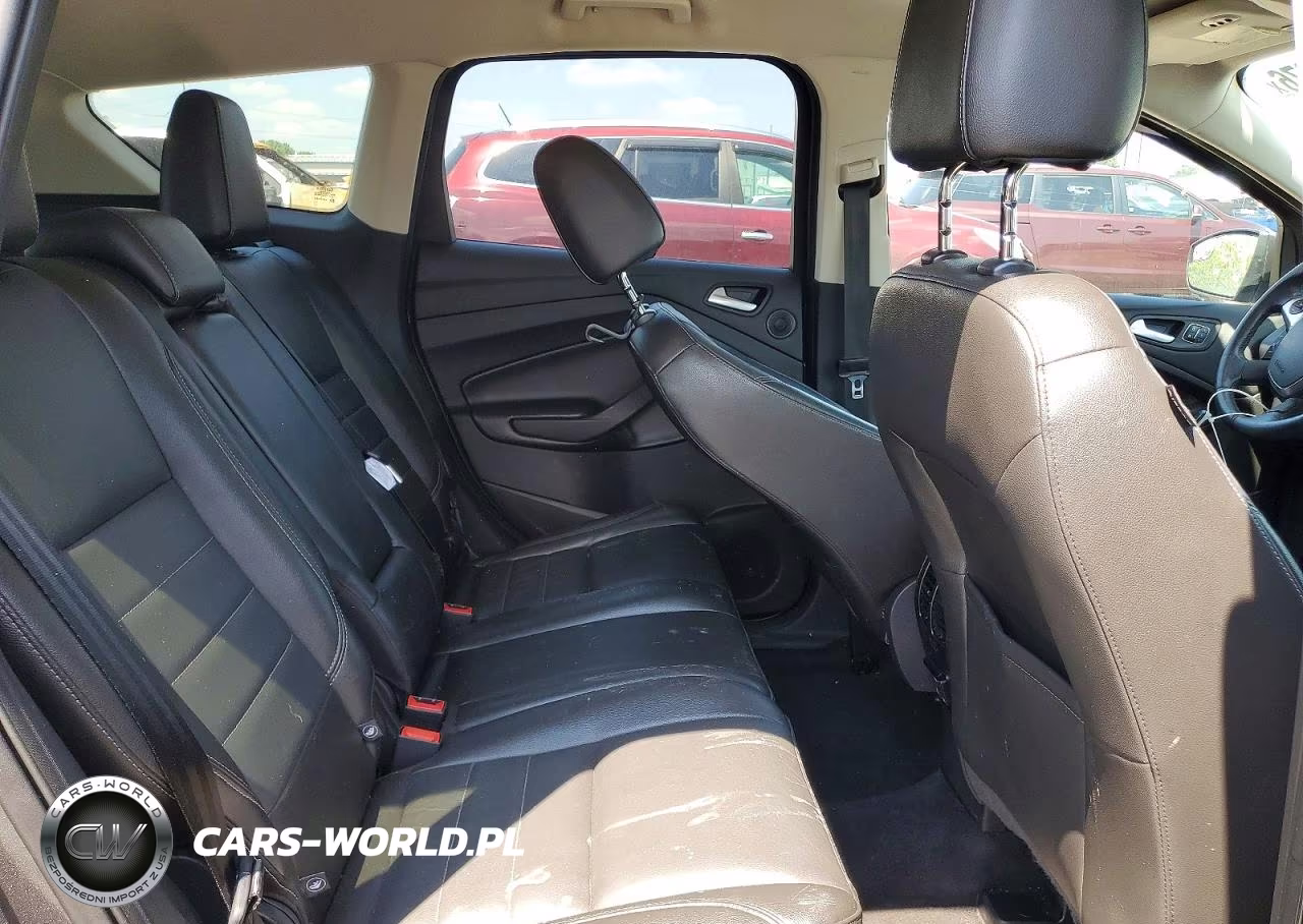 2016 Ford Escape Titanium VIN:1FMCU9JX0GUA11256 - 10