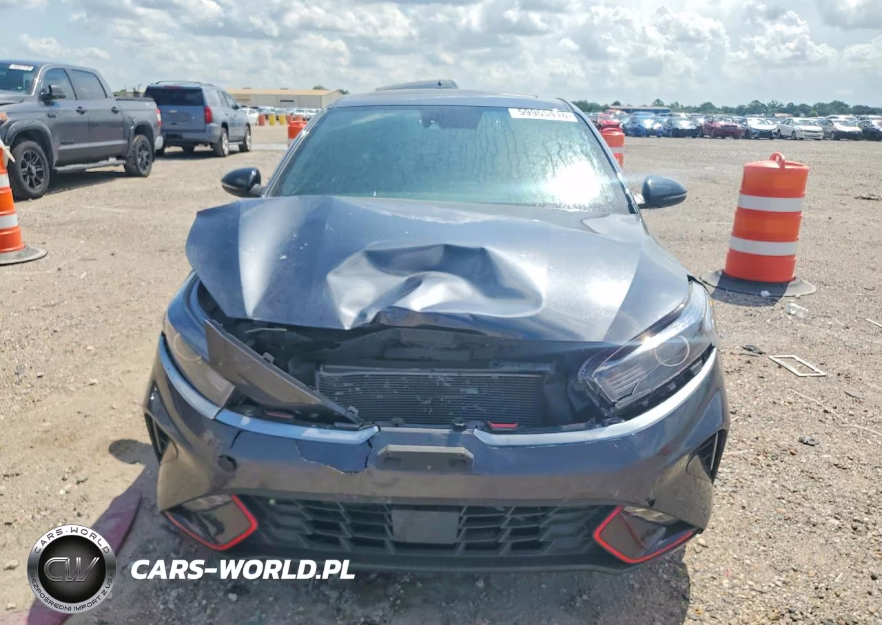 2023 Kia Forte Gt Line VIN:3KPF54AD7PE662857 - 5