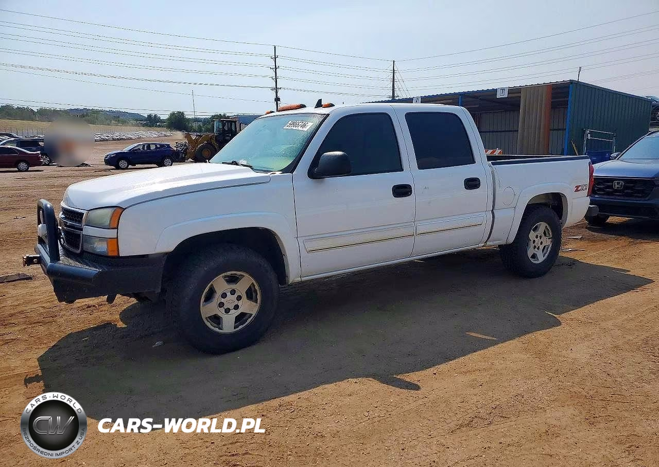 2007 Chevrolet Silverado K1500 Classic Crew Cab – zdjęcie 1 z 12