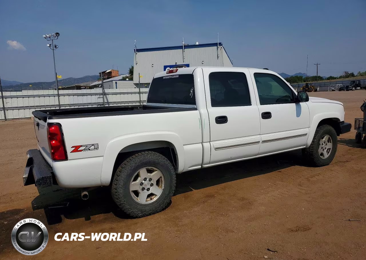 2007 Chevrolet Silverado K1500 Classic Crew Cab VIN:2GCEK13ZX71132150 - 3