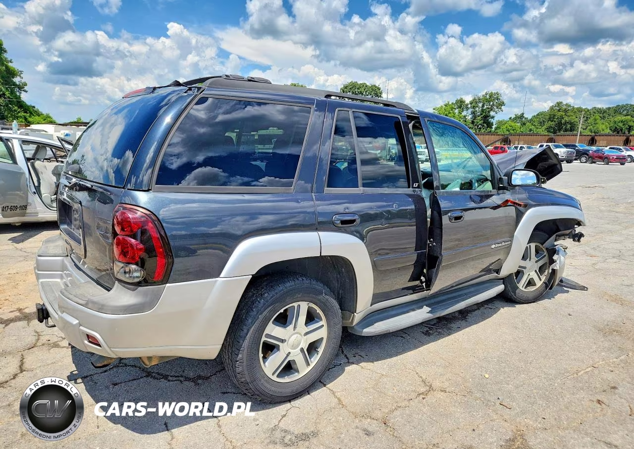2004 Chevrolet Trailblazer Ls VIN:1GNDT13SX42281303 - 3