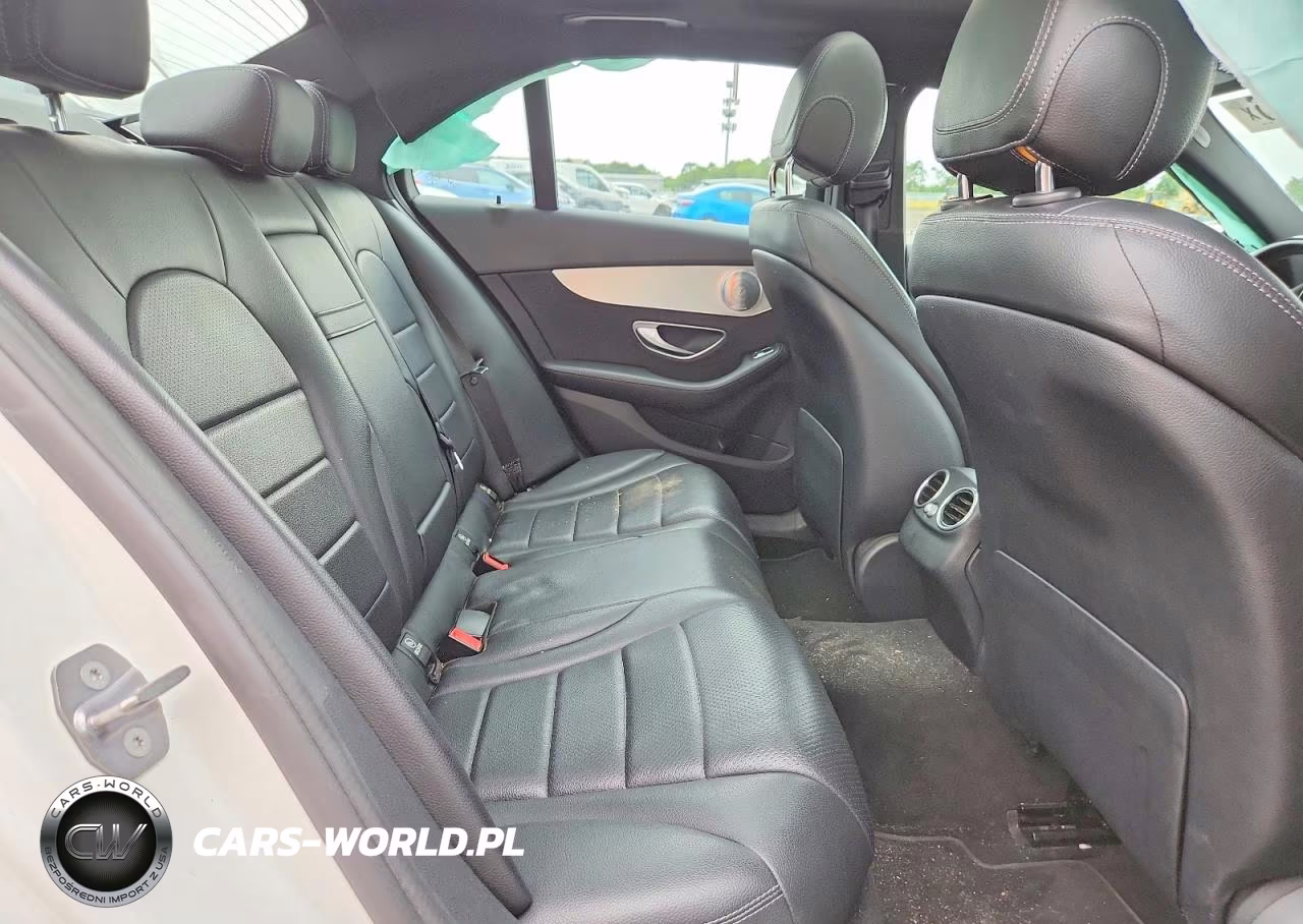 2018 Mercedes-Benz C 300 4Matic VIN:55SWF4KB4JU278917 - 10