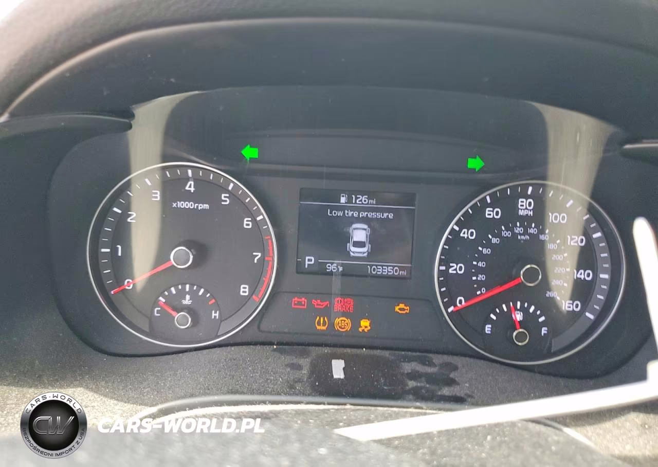 2019 Kia Forte Lxs VIN:3KPF24AD4KE083696 - 9