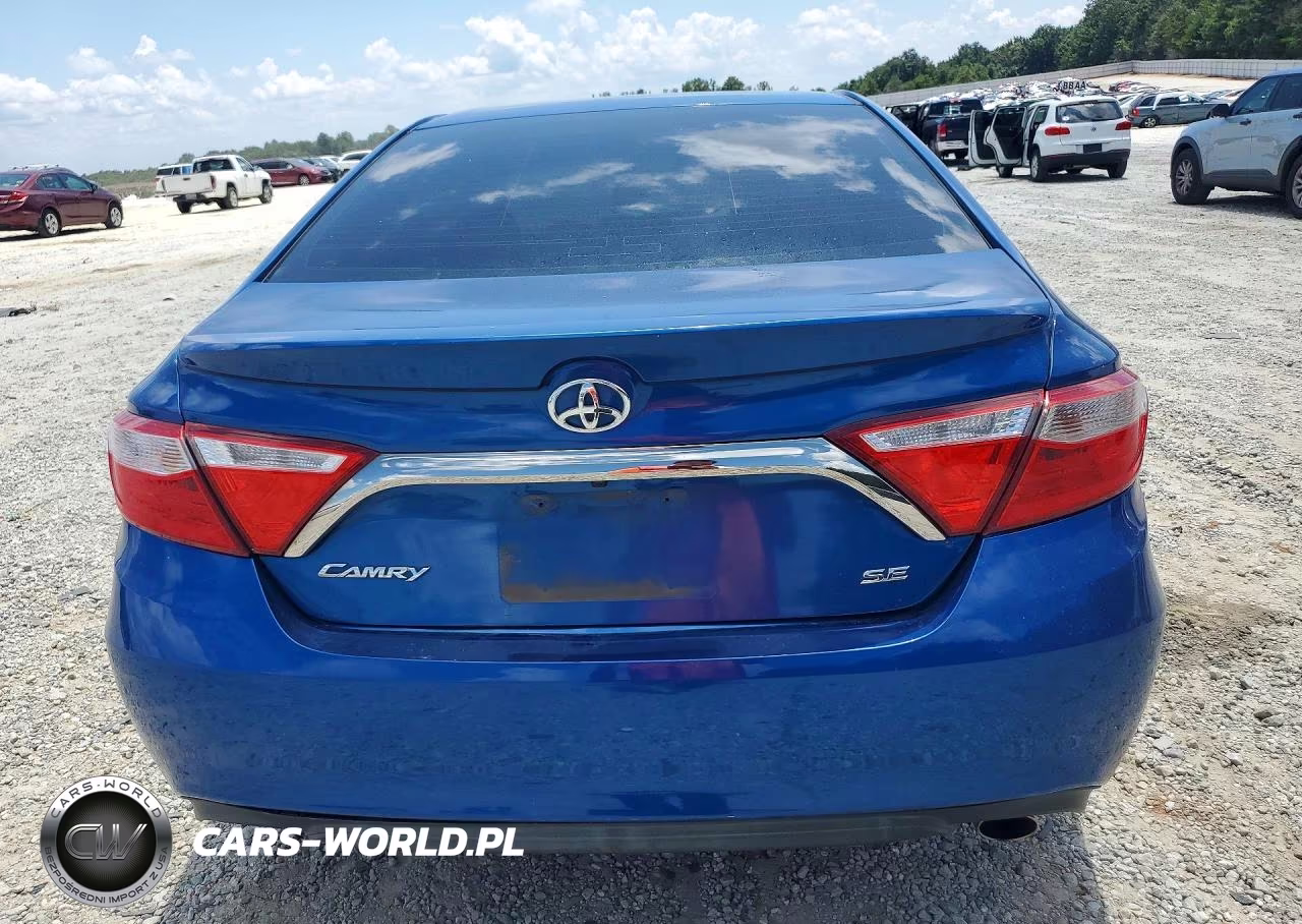 2017 Toyota Camry Se VIN:4T1BF1FK7HU765681 - 6