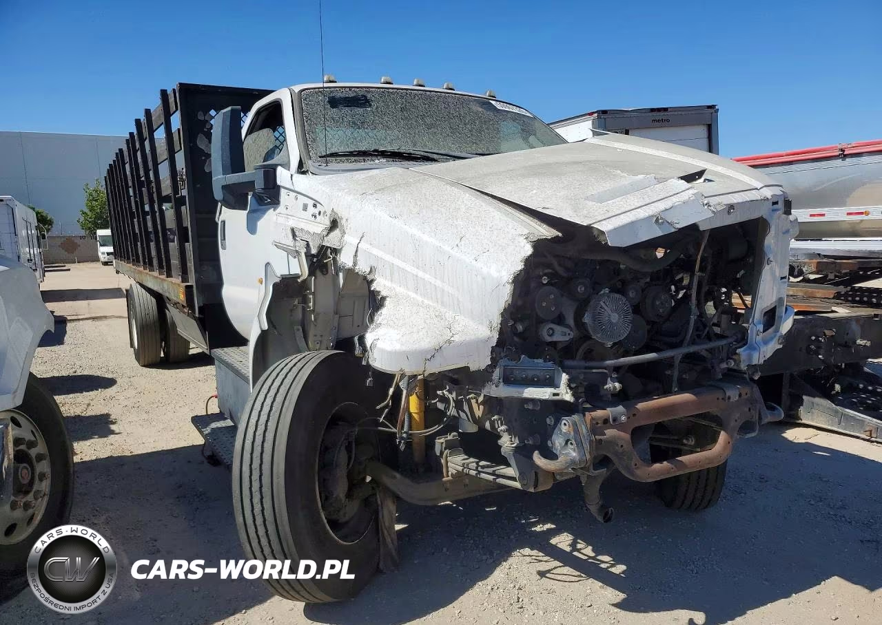 2017 Ford F650 Super Duty VIN:1FDNF6DC7HDB00785 - 4