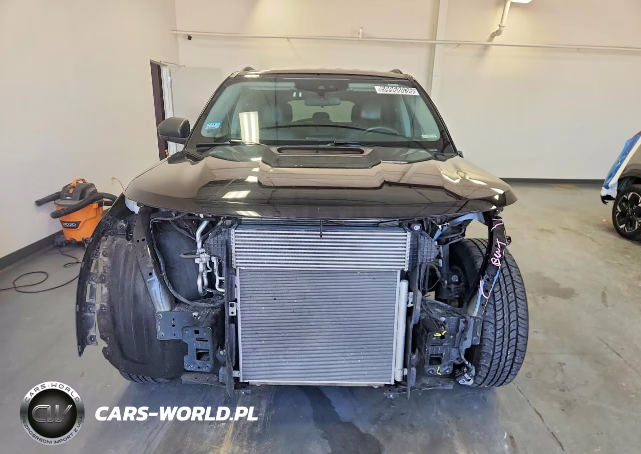 2024 Ford Explorer Xlt VIN:1FMSK7DH7RGA59946 - 5